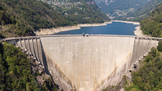 007 Bungy | Verzasca Dam | 721 feet