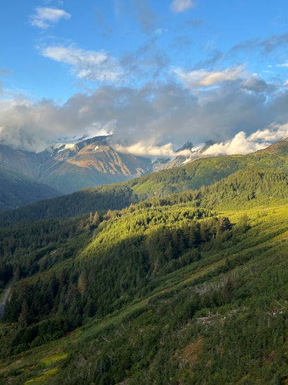 Alaska Unleashed: Fall’s Wild Symphony