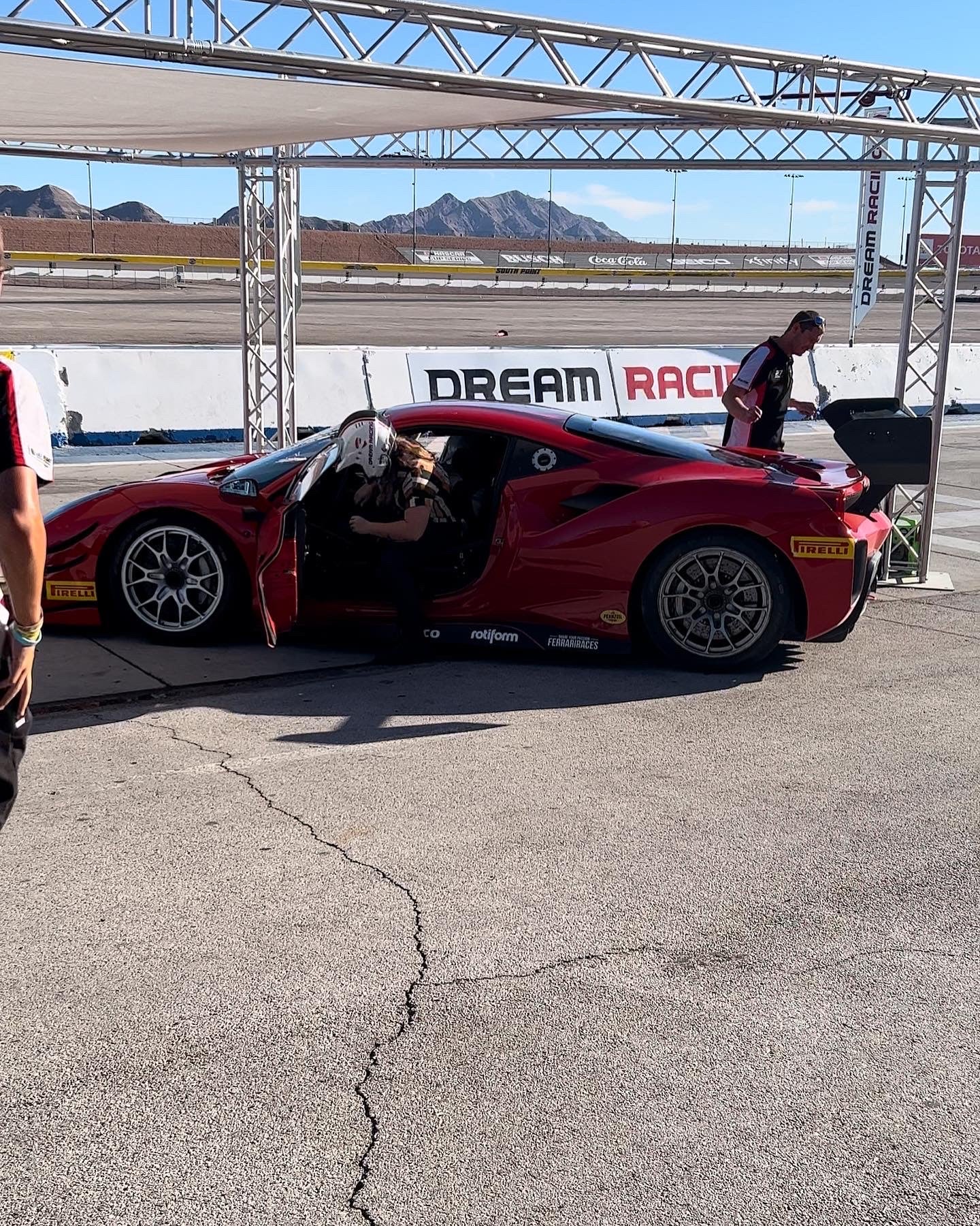 Velocity Vegas: A High-Octane Weekend of Speed & Sky