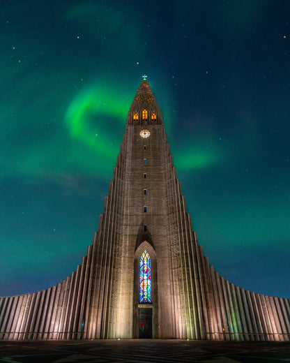 Aurora Quest: Chasing Northern Lights in Iceland