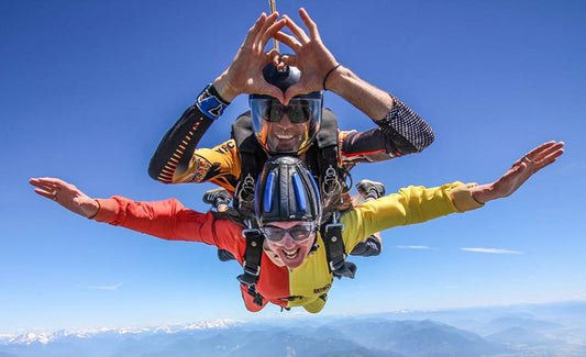 SKYDIVE @ Kapowsin, Washington - ExistTravels